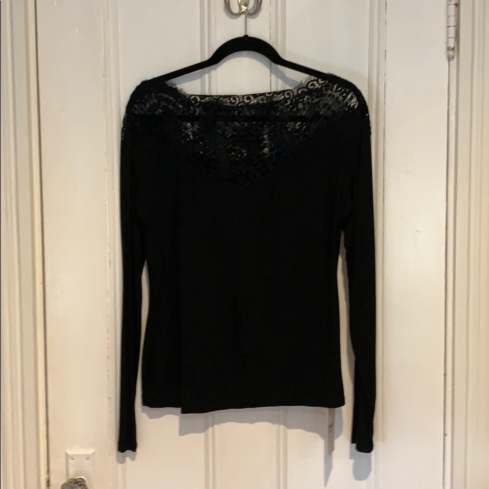 Black short lace neckline